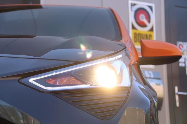 Toyota AYGO 1.0 VVT-i x-clusiv JBL Automaat, Camera, Carplay, Navi
