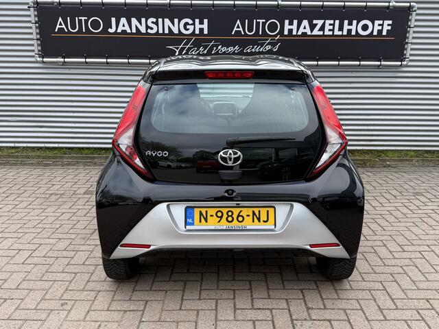Toyota AYGO 1.0 VVT-i x-play Als Nieuw!!! | Camera | Airco | Bluetooth | Apple Carplay/Android Auto | Elekt. Spiegels | RIJKLAARPRIJS INCL 12 MAANDEN GARANTIE EN BEURT