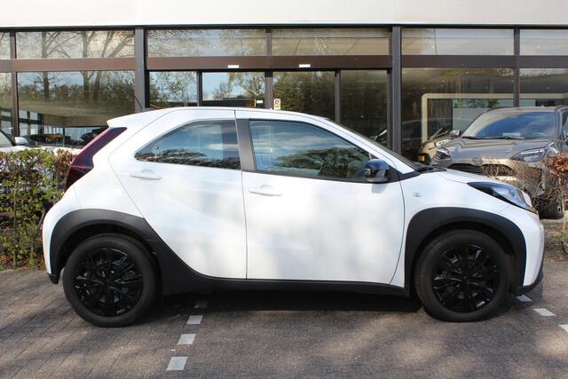 Toyota AYGO X 1.0 VVT-i MT Play | Rijklaar | Apple/Android | Camera | Adap. cruise | Bluetooth | Airco | DAB+
