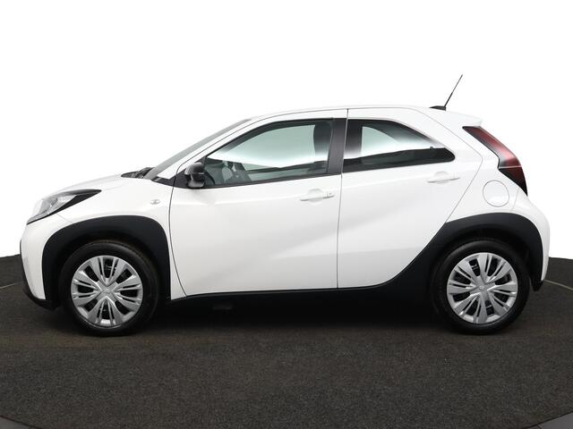 Toyota AYGO X 1.0 VVT-i MT Play | Adaptive Cuise Control | Achteruitrijcamera | Airco | Apple Carplay | Android Auto |