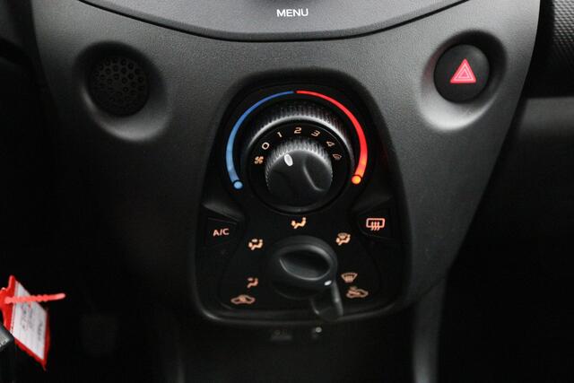 Toyota AYGO 1.0 VVT-i x-fun | Airco | Centrale deurvergrendeling | Electrische ramen|