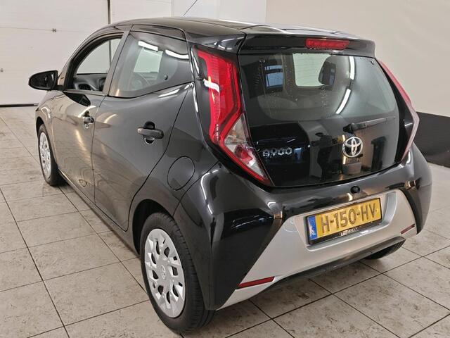 Toyota AYGO 1.0 VVT-i x-play, Camera! Nwe APK! VERWACHT!!