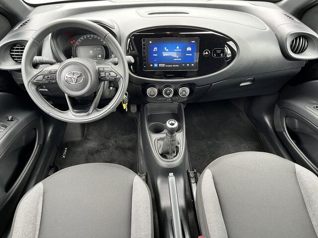 Toyota AYGO X 1.0 VVT-i MT Play NL Auto Carplay Clima Adpt Cruise Groot Scherm