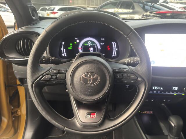 Toyota AYGO X Hybrid 115 GR Sport DEMO KORTING, DIRECT LEVERBAAR, ZEER LUXE AUTO!!!