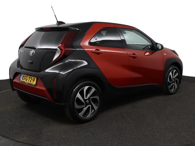 Toyota AYGO X 1.0 VVT-i S-CVT Pulse | Automaat | Stoelverwarming | Camera | Adaptieve Cruise Control | 10 jaar garantie! |