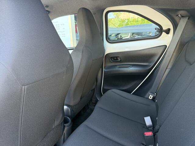 Toyota AYGO X 1.0 VVT-i MT Play