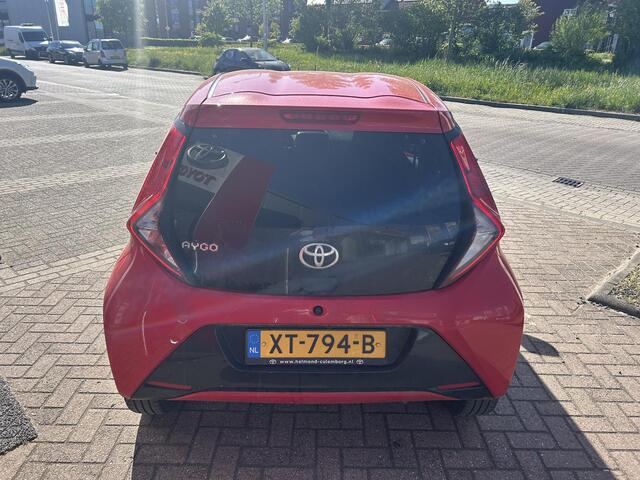 Toyota AYGO 1.0 VVT-i x-joy | Carplay | Mooie uitvoering | Perfect onderhouden