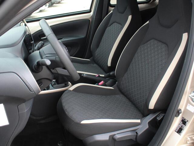 Toyota AYGO X 1.0 VVT-i MT Pulse | Carplay / Android Auto | Camera | Adap. Cruise | Clima