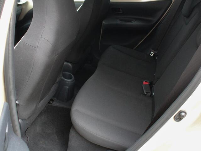 Toyota AYGO X 1.0 VVT-i MT Pulse | Carplay / Android Auto | Camera | Adap. Cruise | Clima