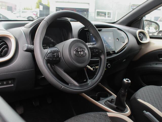 Toyota AYGO X 1.0 VVT-i MT Pulse | Carplay / Android Auto | Camera | Adap. Cruise | Clima