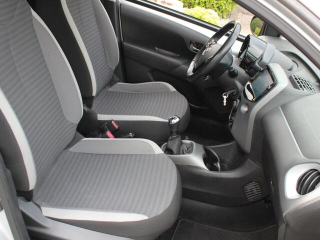 Toyota AYGO 1.0 VVT-i x-cite | Carplay / Android Auto | Camera | All Season