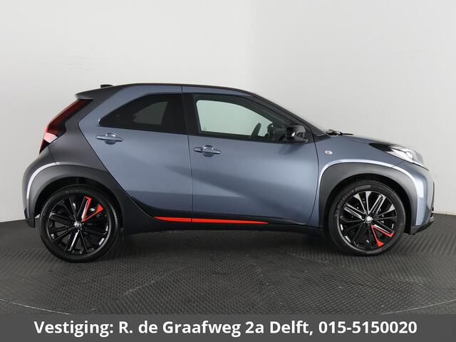 Toyota AYGO X 1.0 VVT-i S-CVT Undercover Jun Takahashi | JBL-Audio | Stoelverwarming | Parkeersensoren voor & achter |