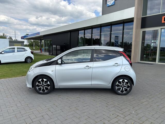 Toyota AYGO 1.0 VVT-i x-first Carplay I Camera I All season