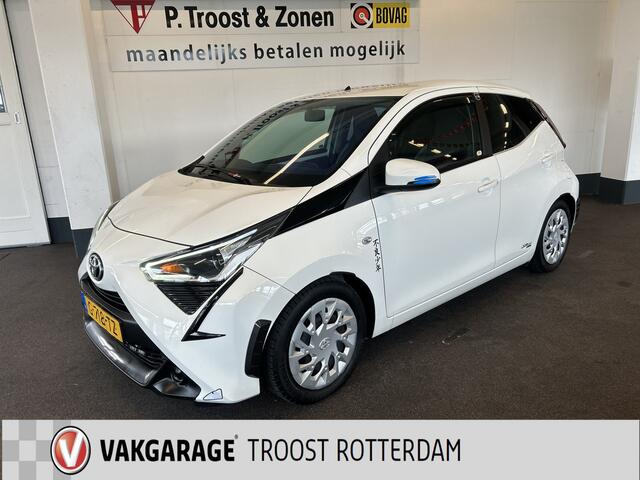 Toyota AYGO 1.0 VVT-i x-play limited Sport | Apple carplay | Achteruitrijcamera | Airco | Sportuitlaat | Begrenzer