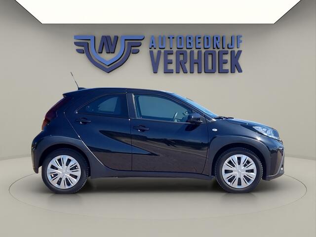 Toyota AYGO X 1.0 VVT-i MT Play NL Auto - All Season Banden - Carplay