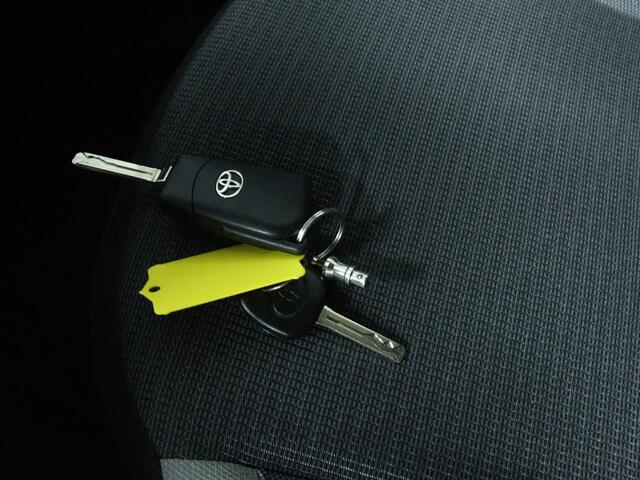 Toyota AYGO 1.0 VVT-i x-joy cabrio | Apple CarPlay / Android Auto (Navigatie | Open dak | Licht metalen velgen |