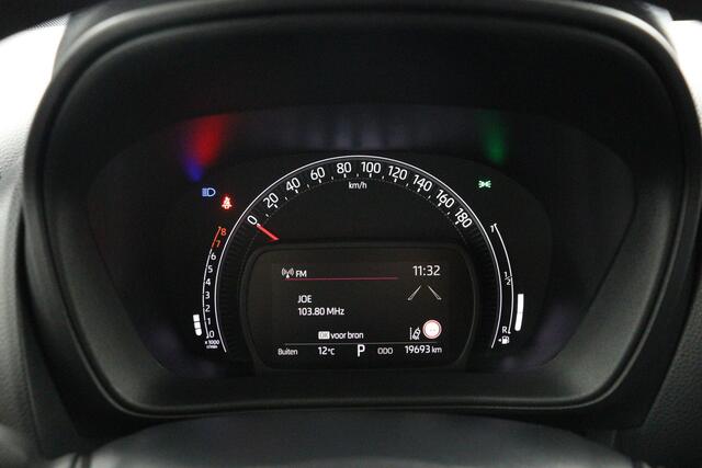 Toyota AYGO X 1.0 VVT-i S-CVT Envy | Apple Carplay/Android Auto | parkeersensor voor en achter | stoel verwarming |