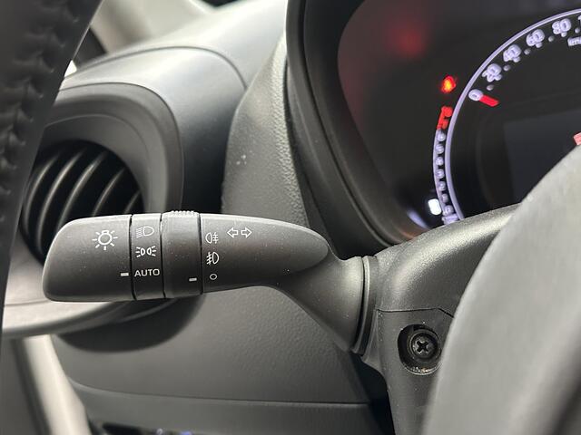 Toyota AYGO X 1.0 VVT-i S-CVT first Automaat, slechts 18938 KM, zeer netjes NL auto