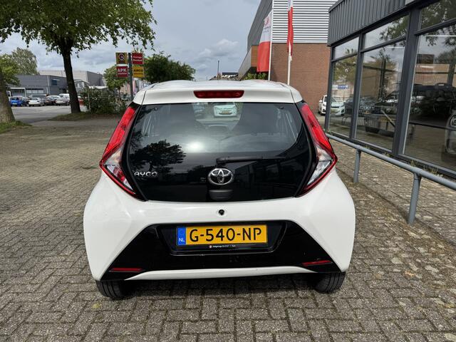 Toyota AYGO 1.0 VVT-i x-play limited CAMERA-LED-AIRCO