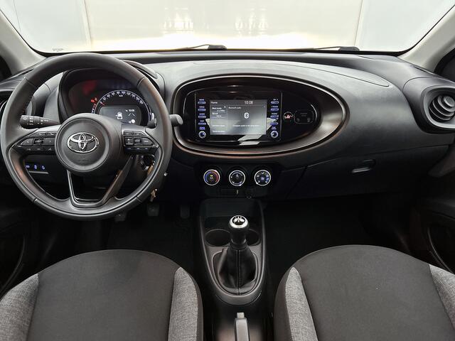 Toyota AYGO X 1.0 VVT-i MT Play | BTW Voertuig | Apple CarPlay/Android Auto | Cruise Control Adaptive | Airco | Camera | Onderweg-naar-dealer