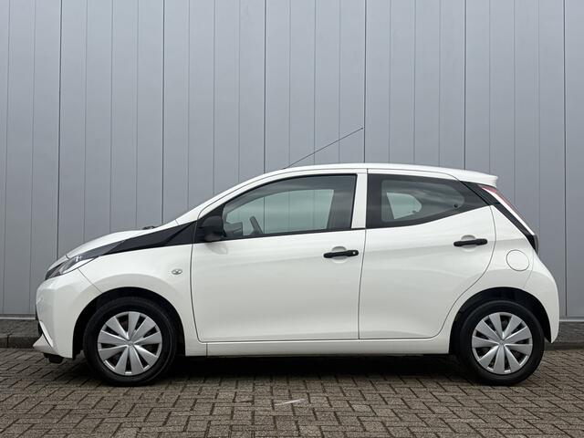 Toyota AYGO 1.0 VVT-i X-Fun NL Auto Dealer Onderhouden Airco Bluetooth