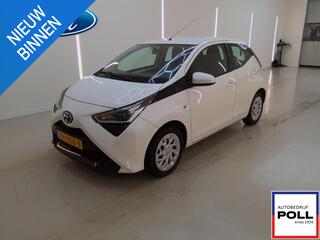 toyota-aygo-1.0-vvt-i-x-play-automa