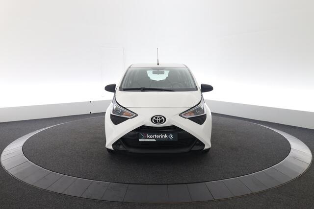 Toyota AYGO 1.0 VVT-i x-fun