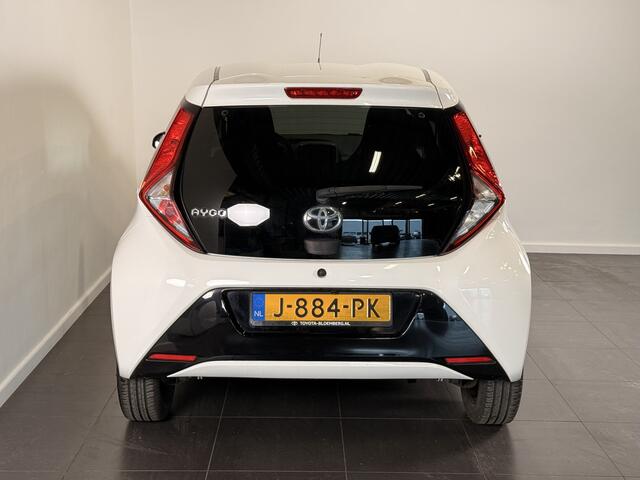 Toyota AYGO 1.0 VVT-i x-joy | CarPlay |