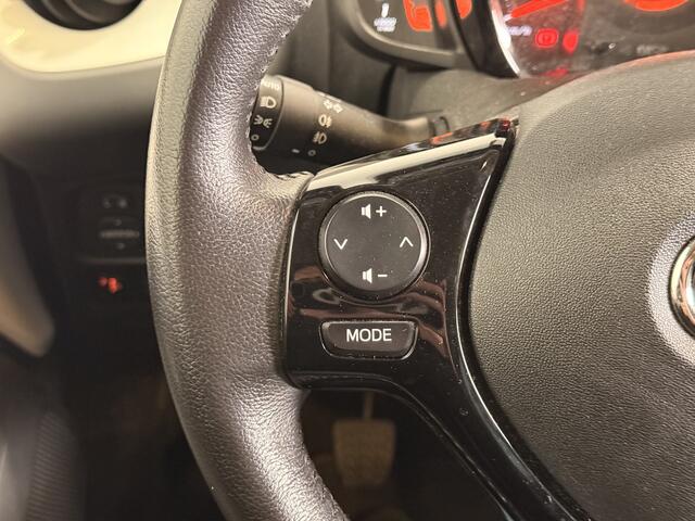 Toyota AYGO 1.0 VVT-i x-joy | CarPlay |