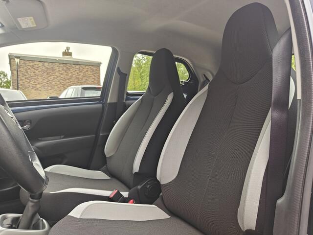 Toyota AYGO 1.0 VVT-i x-play
