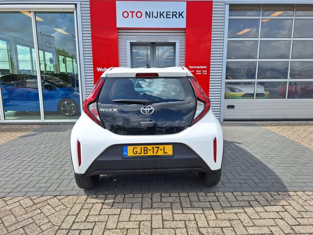Toyota AYGO X 1.0 VVT-i MT Play