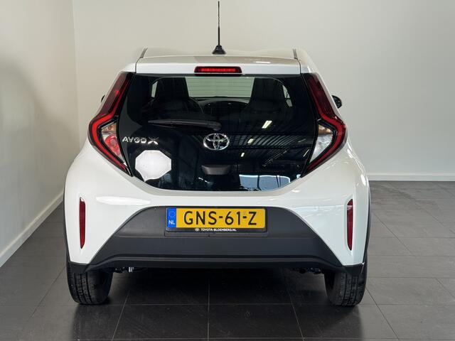 Toyota AYGO X 1.0 VVT-i MT Play | CarPlay | Camera achter |