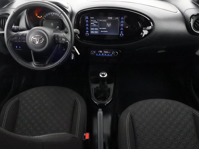 Toyota AYGO X 1.0 VVT-i MT Pulse Bi-Tone | Apple Carplay & AndroidAUTO | Climate Control | Lichtmetalen velgen |