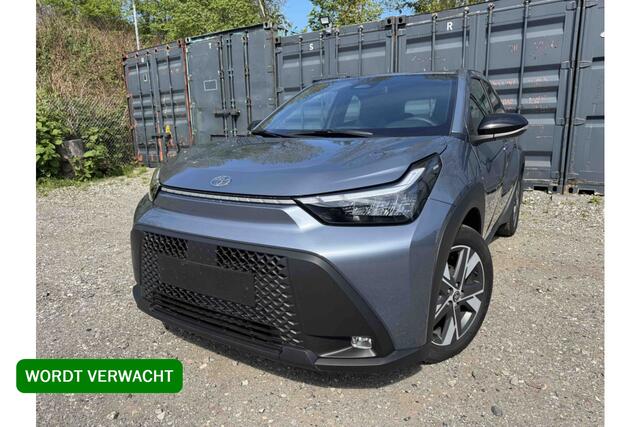 Toyota AYGO X Hybrid 115 play |Carplay|Stoelverwarming|Camera|