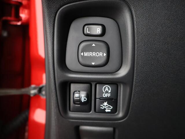 Toyota AYGO 1.0 VVT-i x-clusiv | Lane assist | Climate Control | Lederen bekleding | Apple CarPlay/Android Auto |