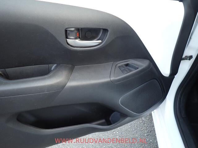 Toyota AYGO 1.0 VVT-i X-CITE TWO-TONE / CRUISE / CARPLAY / CAMERA / AIRCO /