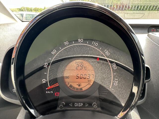 Toyota AYGO 1.0 VVT-i x-play limited | Airco | Camera | AppleCarplay/Android Auto