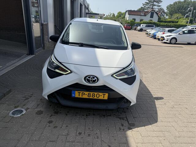 Toyota AYGO 1.0 VVT-i x-fun