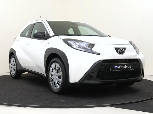 Toyota AYGO X 1.0 VVT-i MT Play