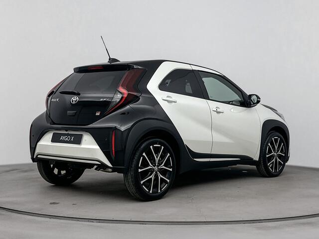 Toyota AYGO X Hybrid 115 GR Sport | Apple Carplay & Android Auto | Parkeercamera | * | Auto op bestelling |