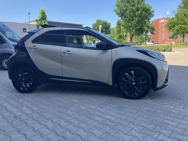 Toyota AYGO X 1.0 VVT-i S-CVT Premium | Cabrio | All Season | JBL | Stoelverw