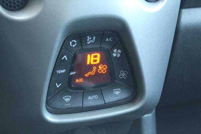 Toyota AYGO 1.0 VVT-i x-joy | Rijklaar | Stoelverw. | Clima | Apple/Android | Camera | All-season | LM-velgen