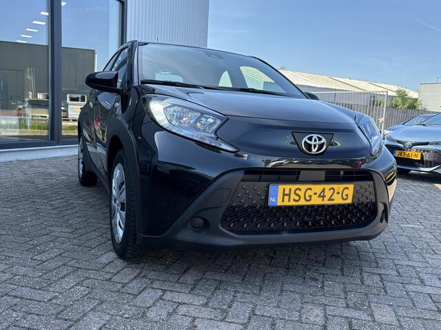 Toyota AYGO X 1.0 VVT-i MT Play