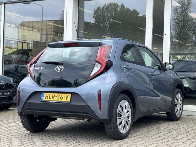 Toyota AYGO X 1.0 VVT-i S-CVT Play