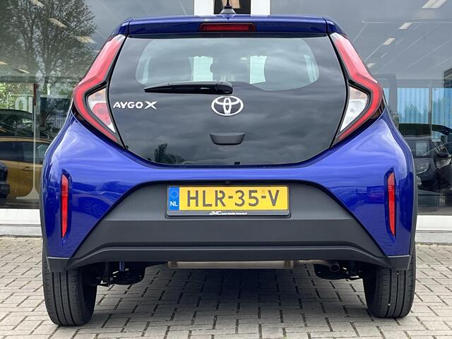 Toyota AYGO X 1.0 VVT-i S-CVT Play