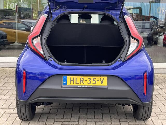 Toyota AYGO X 1.0 VVT-i S-CVT Play