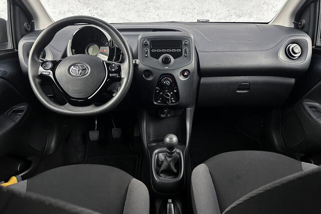 Toyota AYGO 1.0 VVT-i x-fun | Airco | 5-deurs | Elektrische ramen | Isofix
