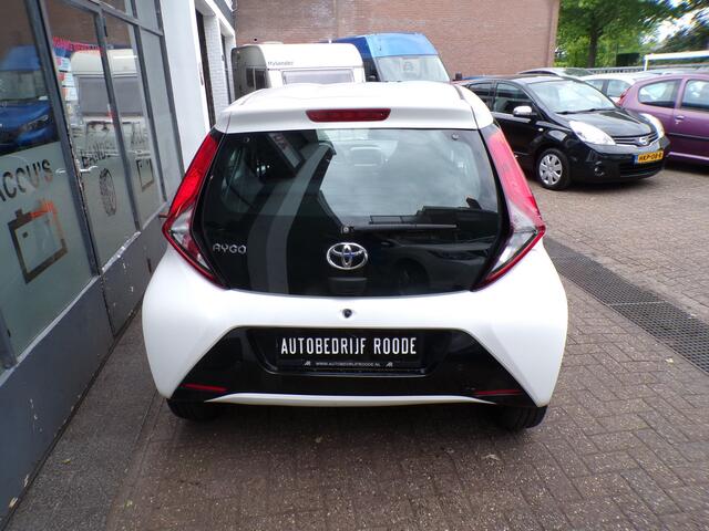 Toyota AYGO 1.0 VVT-i x-cite ultimate airco automaat LMV AIRCO NETTE STAAT