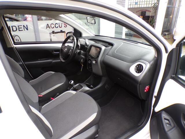 Toyota AYGO 1.0 VVT-i x-cite ultimate airco automaat LMV AIRCO NETTE STAAT