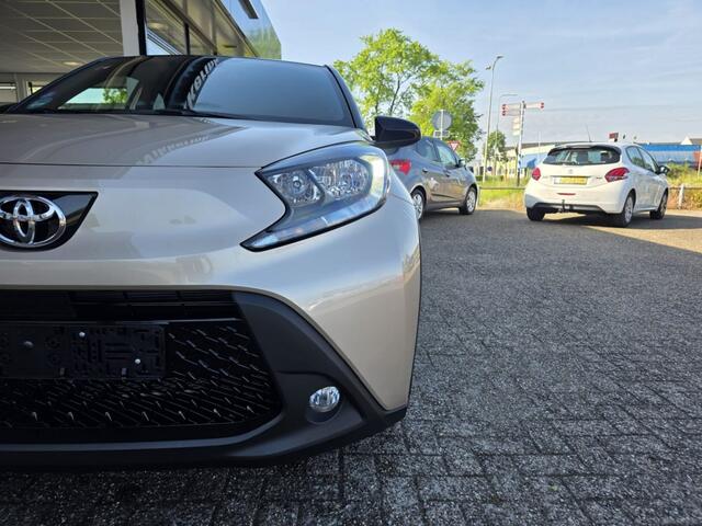 Toyota AYGO 1.0 VVT-I S-CVT ENVY